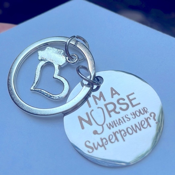 I Am A Nurse Silver KeyChain - Picture 7 of 9